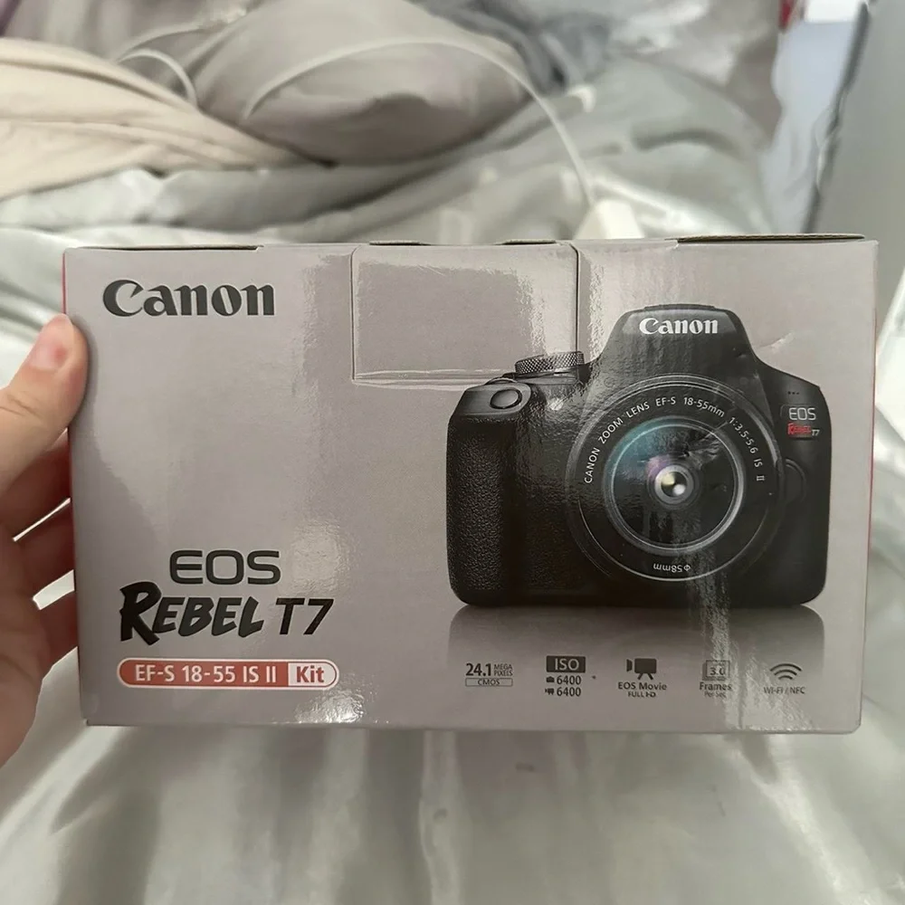 Canon EOS Rebel T7 BRAND NEW